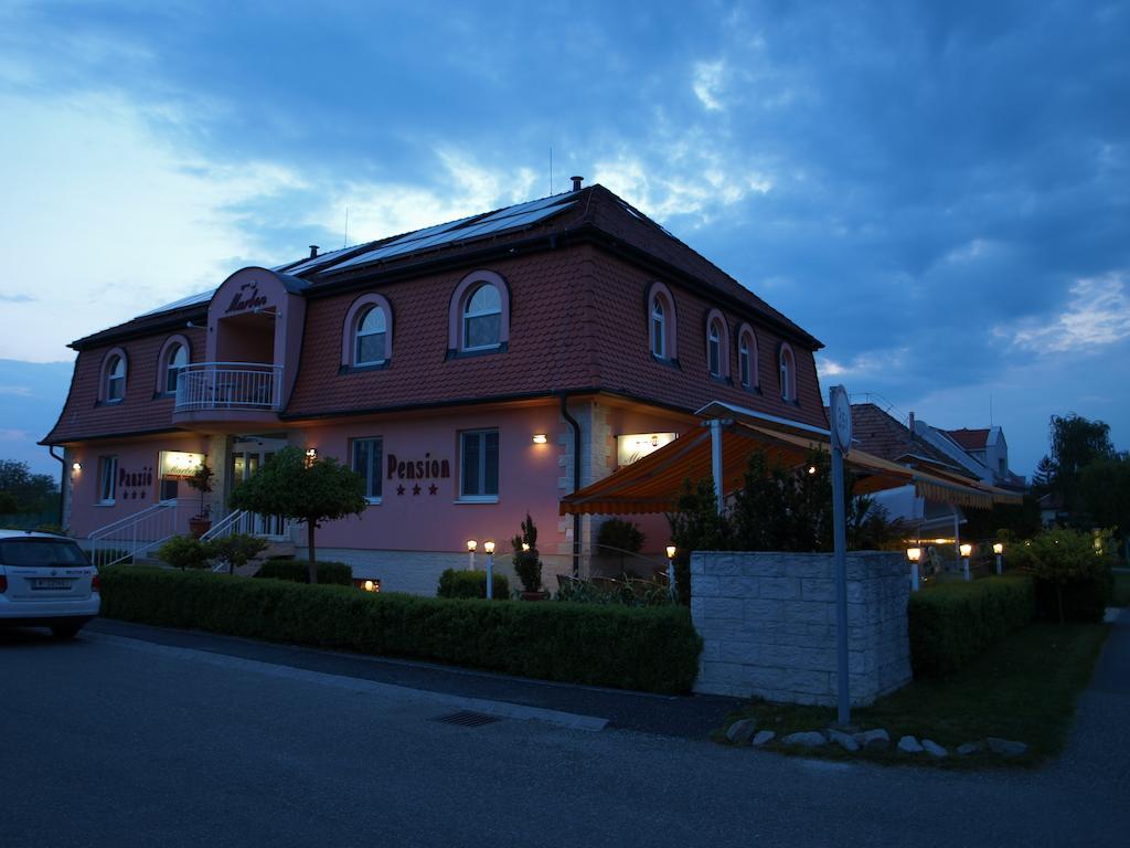Marben Panzio Bed & Breakfast Hegykő Dış mekan fotoğraf
